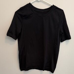 Athleta Classic Black Short Sleeve Tee